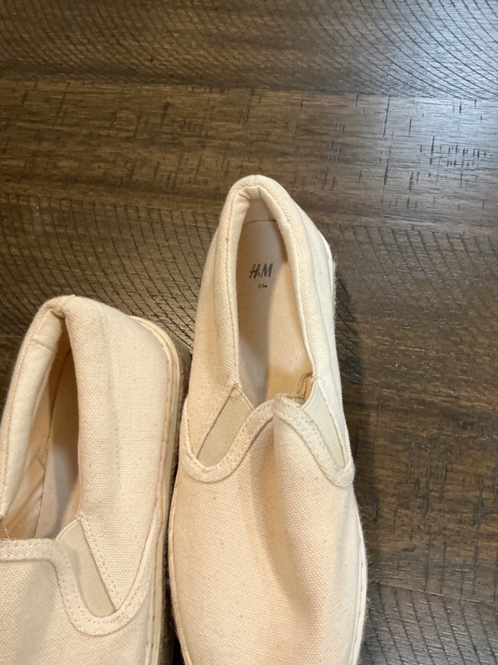 Shoes - Picture 2 of 3